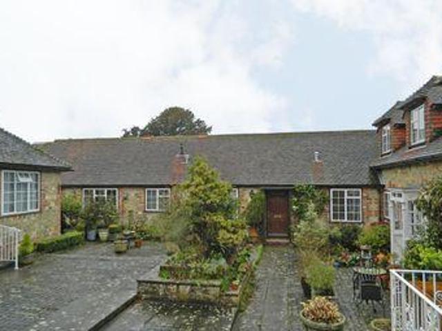 House for rent in Littlecote, West Sussex