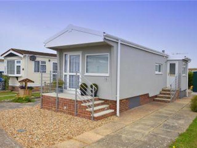 House for sale in Fishersgate, West Sussex