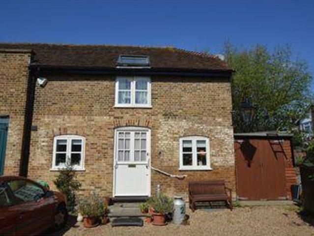 House for rent in Lyons, Greater London
