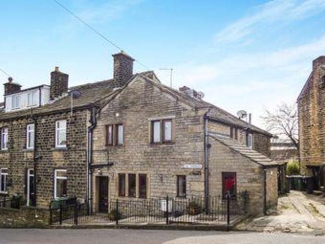 House for sale in Holmfirth, West Yorkshire