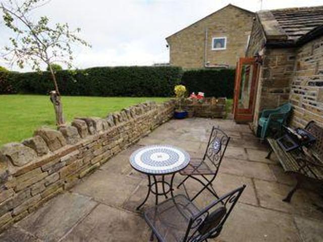 House for rent in Halifax, West Yorkshire