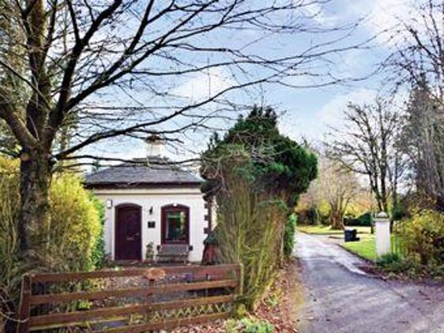 House for sale in Mauchline, Scotland