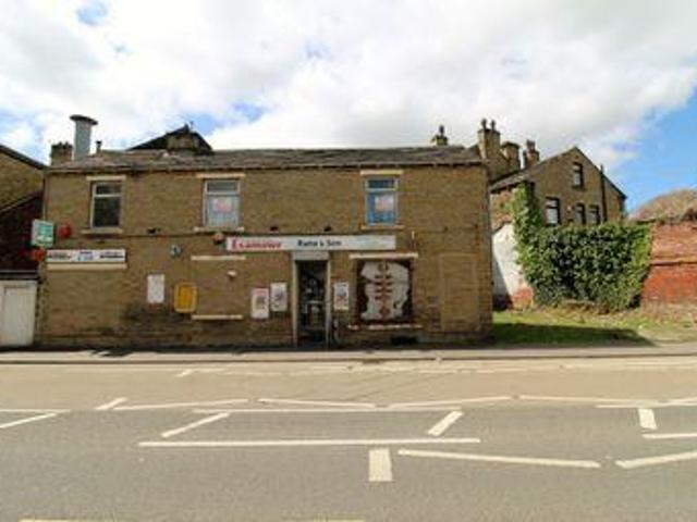 House for sale in Brighouse, West Yorkshire