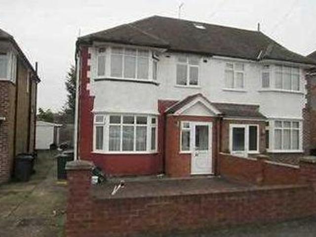 House for rent in Edgware, Greater London