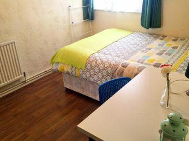 House for rent in Lyons, Greater London