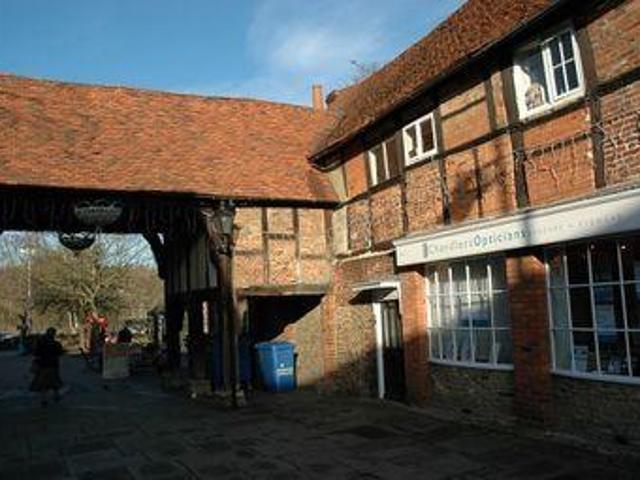House for rent in Fole, Surrey