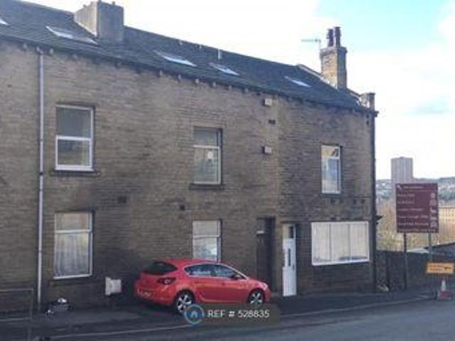 House for rent in Halifax, West Yorkshire