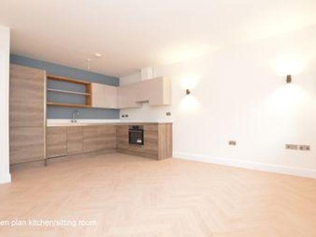 House for rent in Red Hill, Surrey