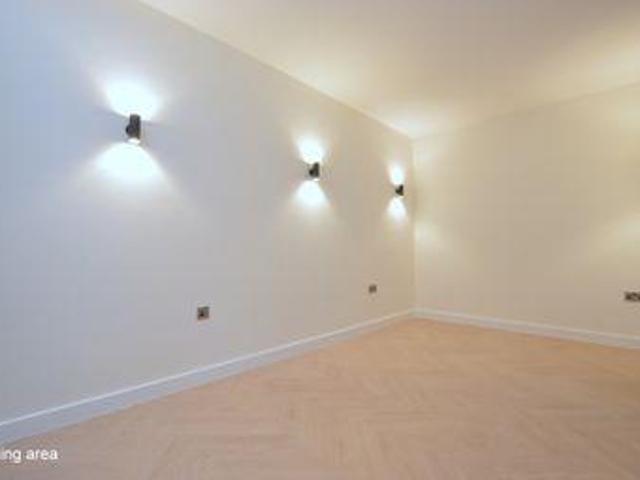 House for rent in Red Hill, Surrey