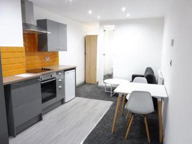 House for rent in Halifax, West Yorkshire