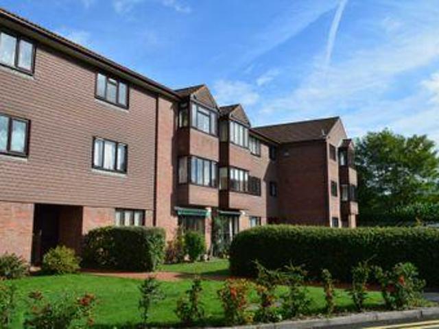 House for rent in Pouchen End, Hertfordshire