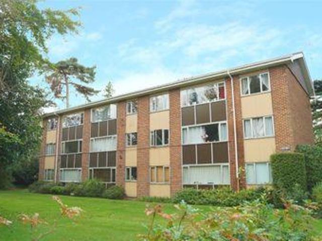 House for rent in Blackhills, Surrey