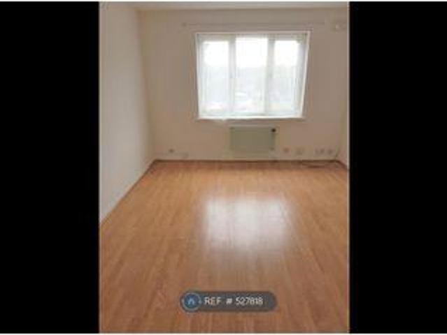 House for rent in Northolt, Greater London