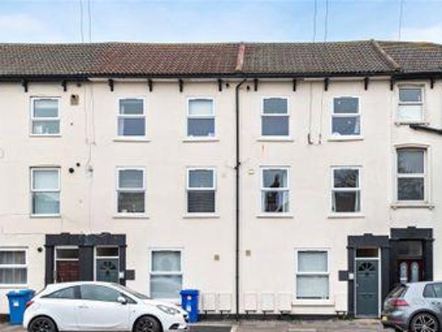 House for rent in Farnborough, Hampshire