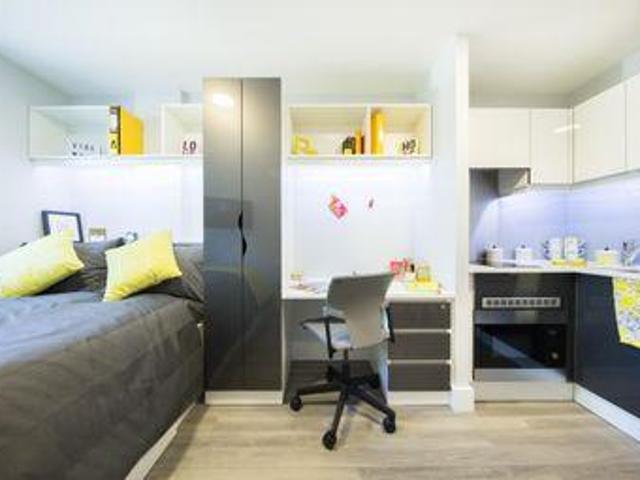 House for rent in Kingston Upon Thames, Greater London