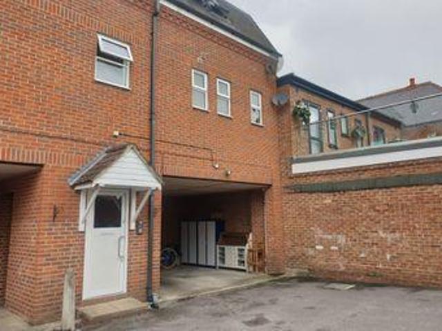 House for rent in Farnborough, Hampshire