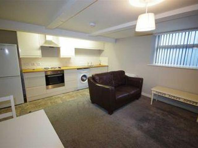 House for rent in Halifax, West Yorkshire