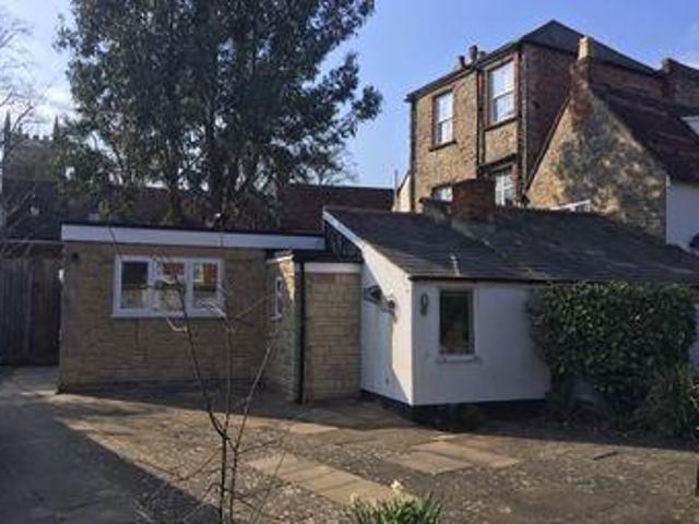 House for rent in Evershot, Oxfordshire