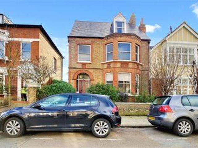 House for rent in Twickenham, Greater London