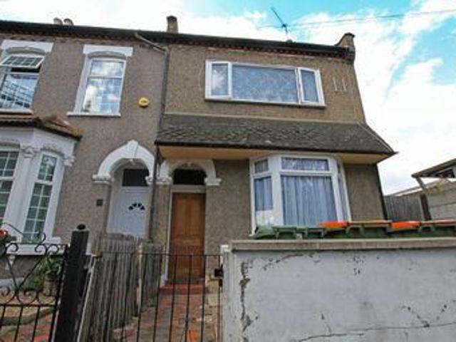House for rent in Lyons, Greater London