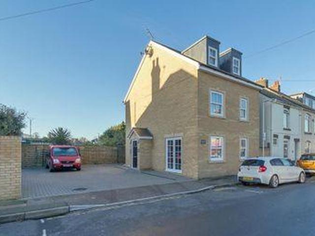 House for rent in Oad Street, Kent