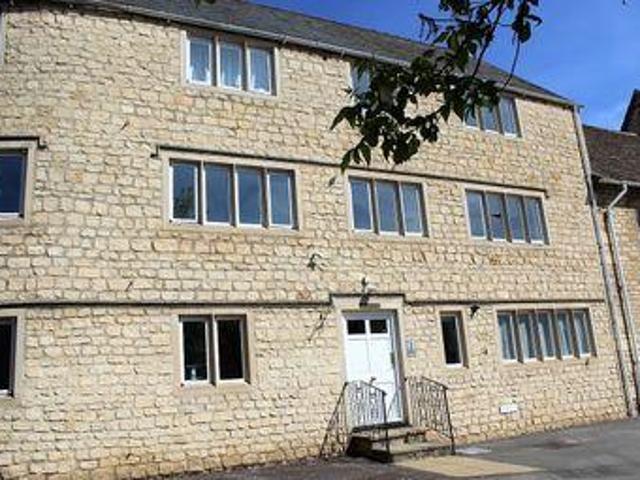 House for rent in School House, Gloucestershire