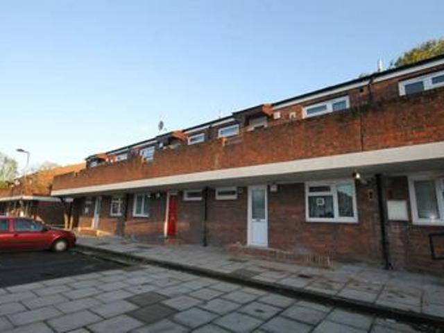 House for rent in Northolt, Greater London