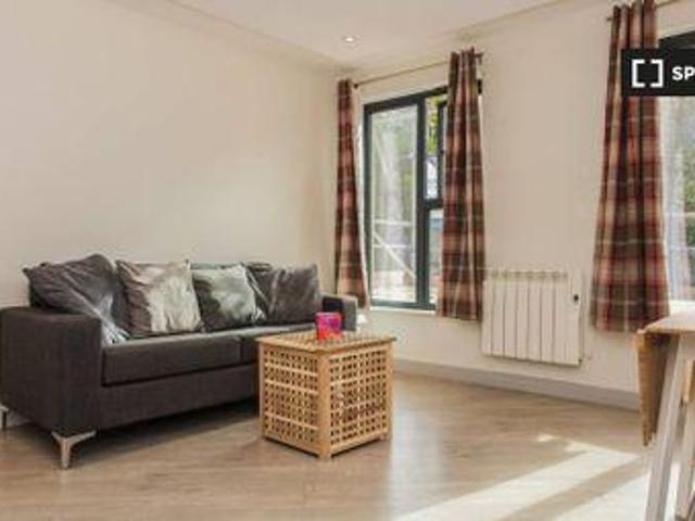 House for rent in Lyons, Greater London