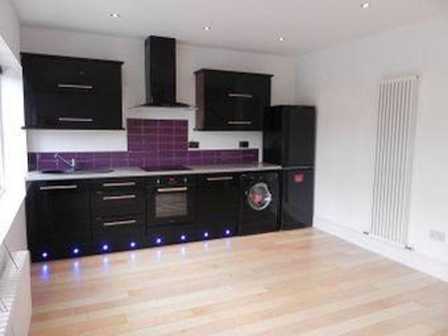 House for rent in Kettlebrook, Staffordshire