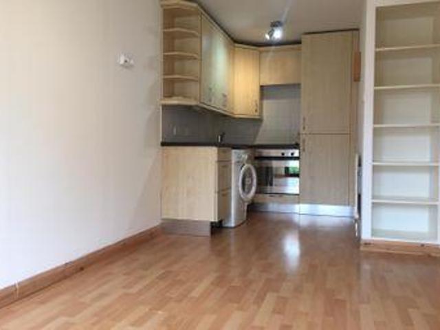 House for rent in Weybridge, Elmbridge