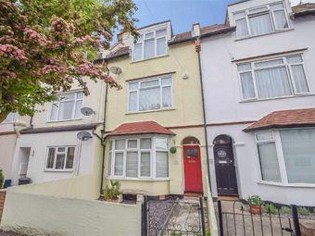 House for rent in Alton Barnes, Essex