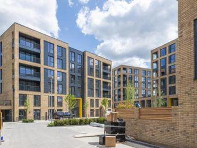House for rent in Surrey