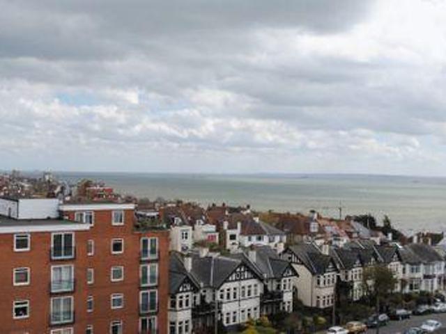 House for rent in Alton Barnes, Essex