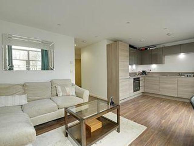 House for rent in Brentford End, Greater London