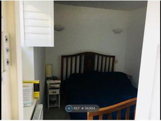 House for rent in Westborough, Surrey