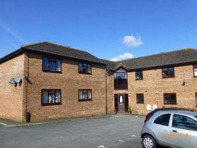 House for rent in Perryfields, West Sussex