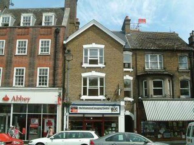 House for rent in Pouchen End, Hertfordshire