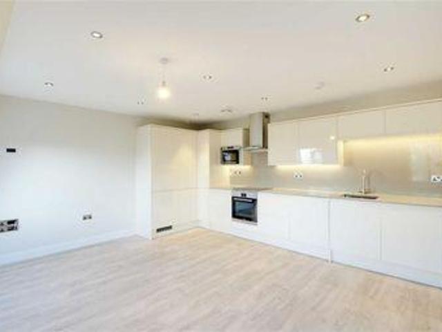 House for rent in Pouchen End, Hertfordshire