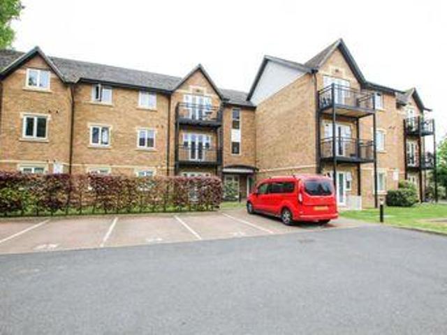 House for rent in Pouchen End, Hertfordshire