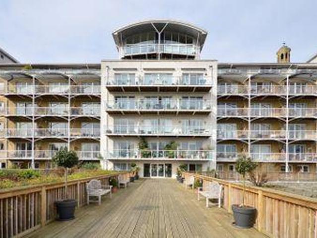House for rent in Brentford End, Greater London