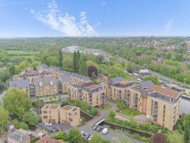House for rent in Uxbridge, Greater London
