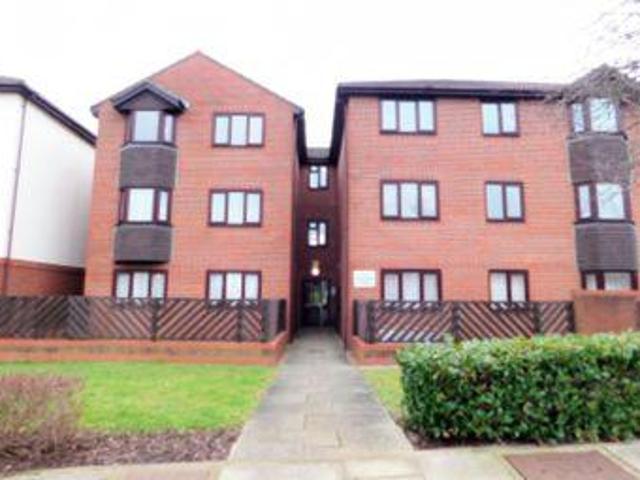 House for rent in Northolt, Greater London