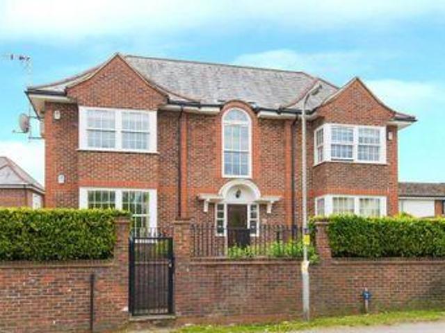 House for rent in Gerrards Cross, Denham