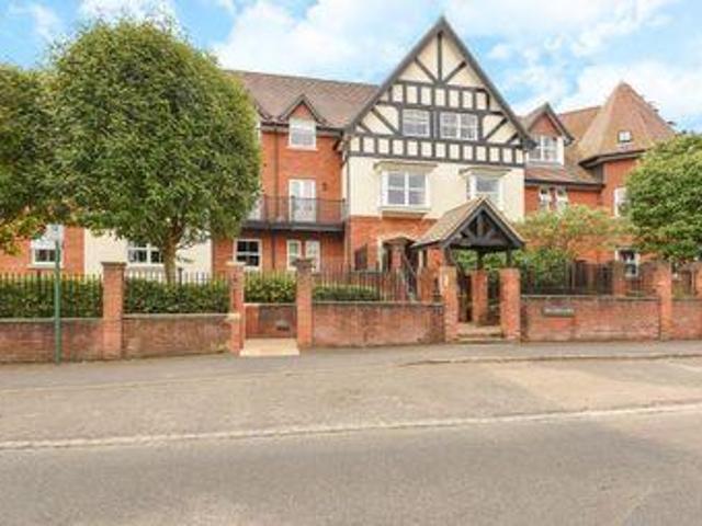 House for rent in Ascot