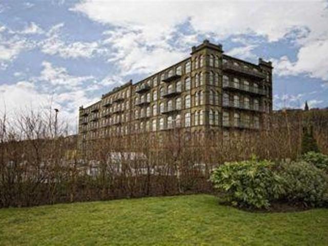 House for rent in Huddersfield, Kirklees