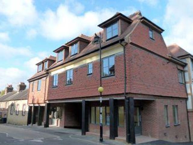 House for rent in Fole, Surrey