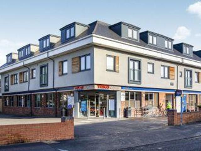House for rent in Ashley Park, Surrey