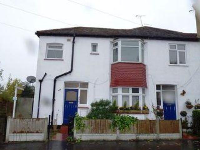 House for rent in Alton Barnes, Essex