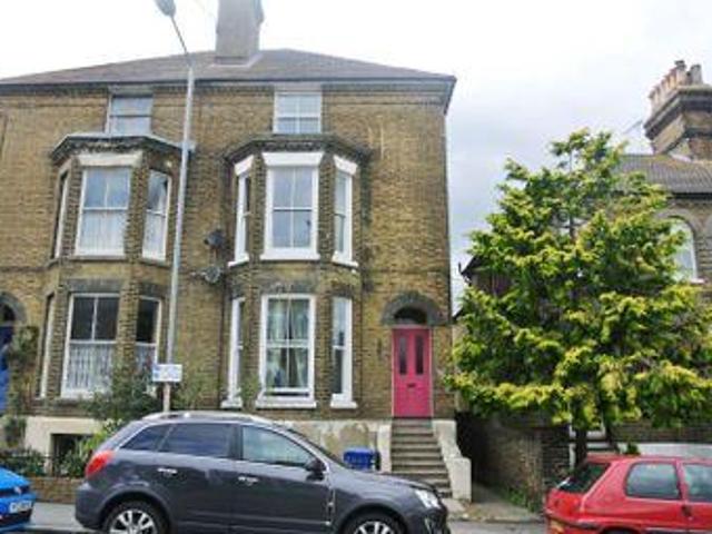 House for rent in Oad Street, Kent