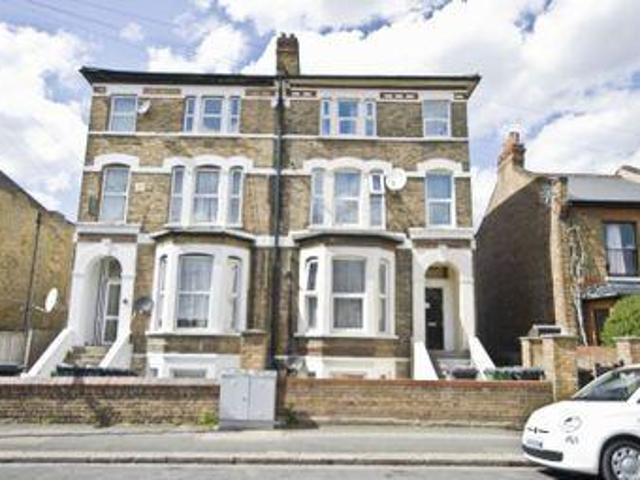 House for rent in Lyons, Greater London